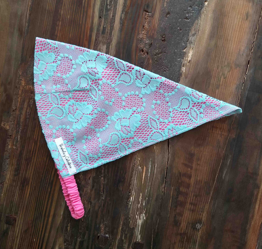 Pañoleta papel picado rosa-azul