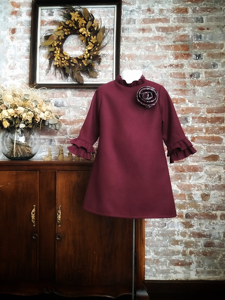 Vestido prendedor de Flor VINO